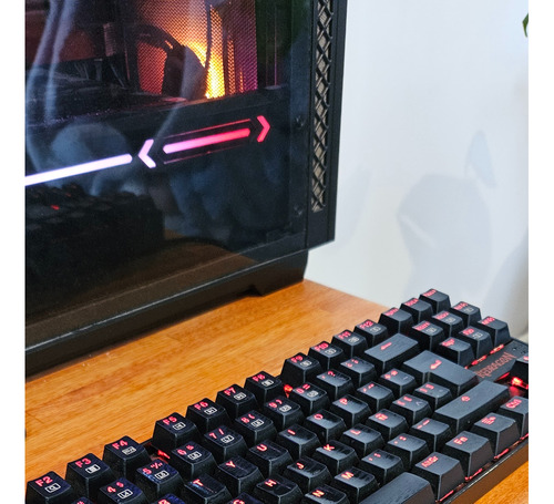 Teclado Mecánico Gamer Red Dragon Kumara K552