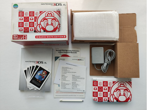 Consola Nintendo 3ds Xl Mario White Edition + Caja +cargador