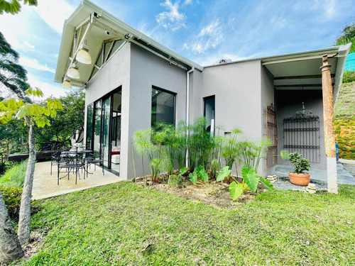 Encantadora Finca En Venta Rionegro