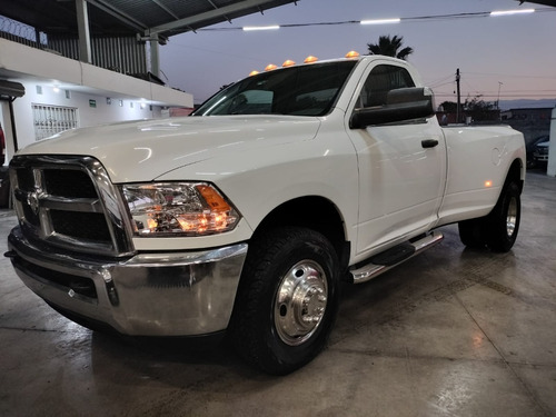 2015 Dodge Ram 3500 Cab Sencilla 4x2 Dully Diesel