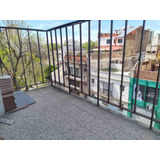 Venta Semipiso 3 Ambientes Frente Con Balcón. 