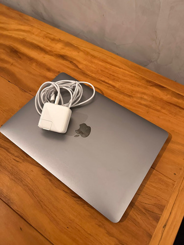 Macbook Pro 13 Touch Bar 2017 I5 3 1 8gb 256gb Ssd Garantia Macbook Pro 13 Touch Bar 2017 I5 3 1 8gb 256gb Ssd Garantia