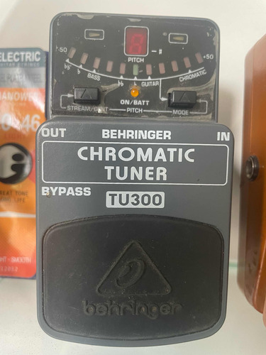 Pedal Afinador Behringer Para Guitarra Ou Contra Baixo