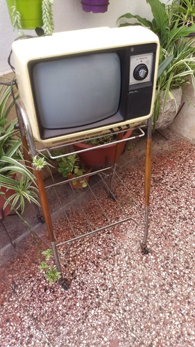 Antigua Mesa Mesita Televisor Decoración Precio  X Lote