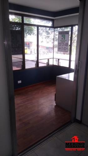 Local En Arriendo En Medellín - Laureles - Imagen 2