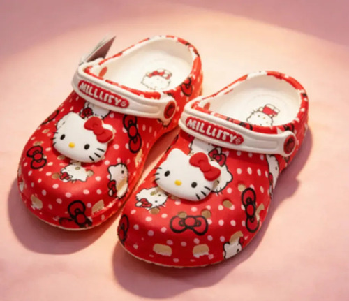 New Zueco Clásico De Hello Kitty - Zapato Sin Cordones
