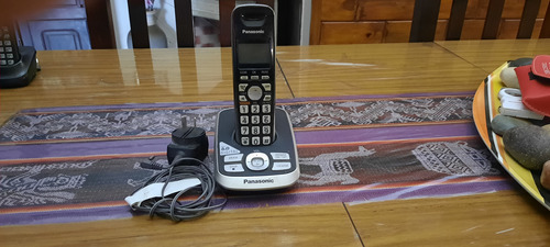 Teléfono Panasonic Kx-tg4221 Inalámbrico