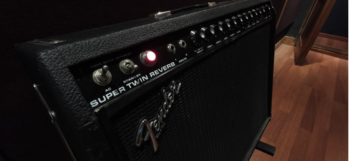 Amplificador Fender Super Twin Reverb 1977