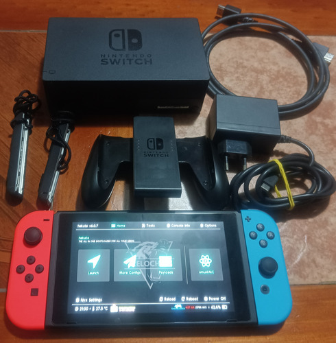 Consola Nintendo Switch Liberado Con 256 Gb + Accesorios 