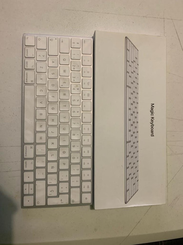 Magic Keyboard Apple A1644