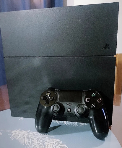 Consola Ps4 500 Gb + Joistyck 