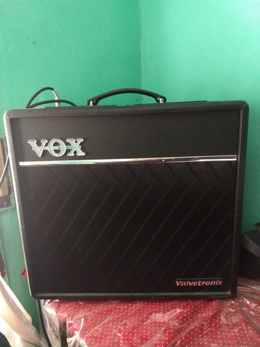 Amplificador Vox Valvetronix Vt80 Fender Marshall Orange