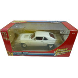 Johnny Lightning 69 Chevy Nova Blanca Muscle Cars - J P Cars