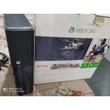 Microsoft Xbox 360 + Kinect E 4gb Standard Cor  Preto
