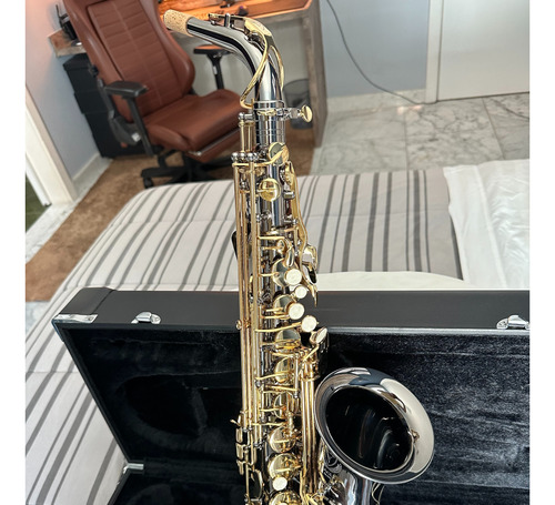 Saxofone Eagle Sa 500 Bg (onix Com Chaves Douradas)