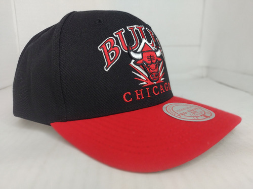 Gorra Nba Chicago Bulls Mitchellandness Negro Rojo Ajustable