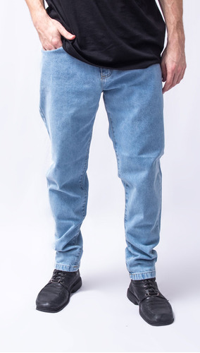 Pantalón Jean Hombre Mom Cargo