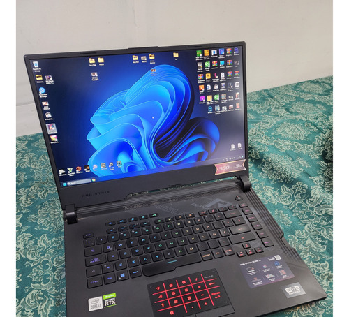 Notebook Asus Rog Strix Scar 15 - I7 - Rtx2070s - 16gb