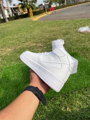 Tenis Nike Air Force Bota 1 '07  Premium Blanco Talla: 27cm
