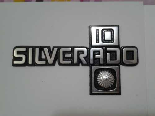 Emblema Silverado 10 De Metal Pulido Foto 4