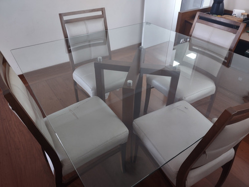 Mesa, Tampo De Vidro 140x140 Com 4 Cadeiras