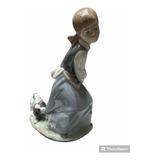 Figura De Porcelana Española Lladró Niña Jugando Con Perro