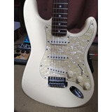 Squier Affinity Series Stratocaster®, Olimpic White