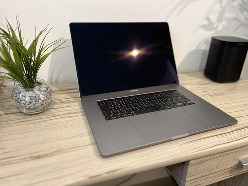 Apple Macbook Pro 16 Pulgadas Intel I7, 512gb Ssd, 16 Gb Ram