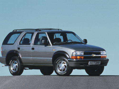 Soporte Radiador Carevaca Chevrolet Blazer 1995-1997  Foto 3
