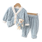 A Conjunto De Pijama De Invierno Para Niños De Dos Piezas