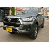 Toyota Hilux Doble Cabina Mt 4x4 2.4 Diesel