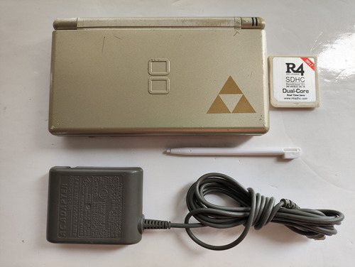Nintendo Ds Lite Gold Edicion Zelda + Stylus + R4 +cargadorr