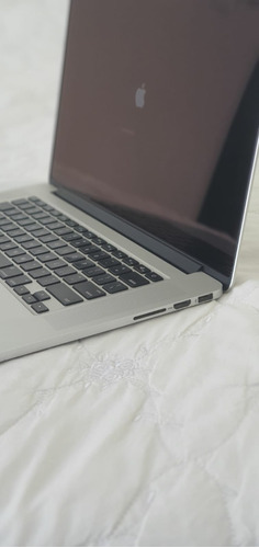 Macbook Pro (retina, 15-inch, Mid 2015)