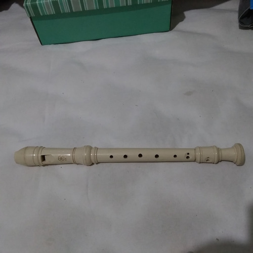 Flauta Yamaha Original Cor Bege 33cm
