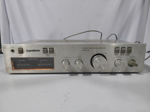 Amplificador Gradiente Modelo 86 Com Defeito Leia 
