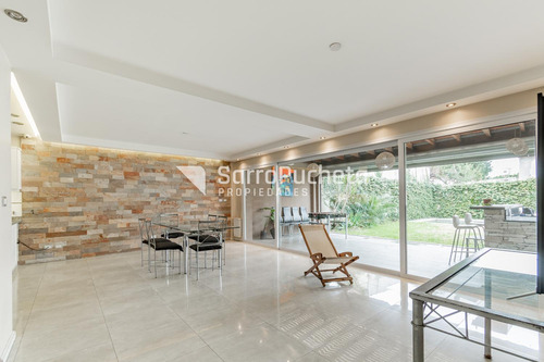 Venta Casa 5ambientes Con Piscina En Haedo. - Imagen 4