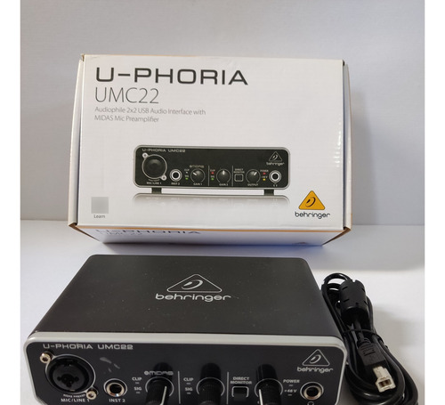 Interfaz De Audio Behringer U-phoria Umc22 Color Negro