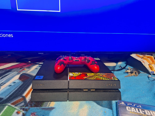 Ps4 Semi Nueva Con Mando Adulto+ 3juegos Fisicos+ 7digitales