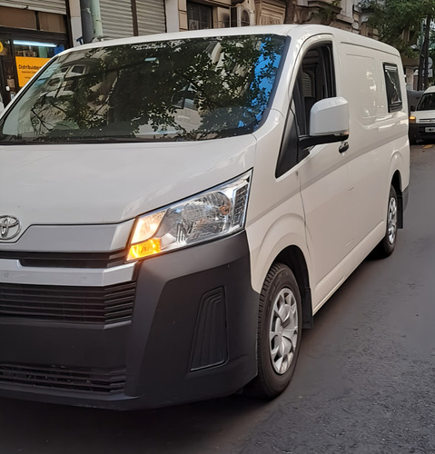 Toyota Hiace L1h1 2.8 Td 6at 3a Año2023 Motorhome Extraible