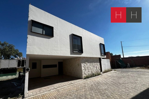 Casa En Venta En Zona Forjadores, Atrás De Plaza San Diego