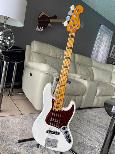 Abaixei! Fender Americano Ultra Jazz Bass 5 N Delux Elite Sg