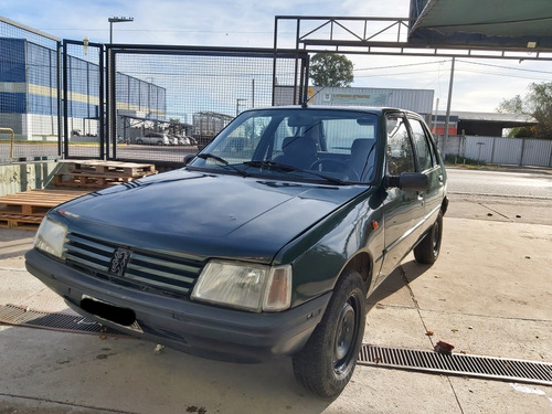 Peugeot 205 1997 1.8 Gld Junior