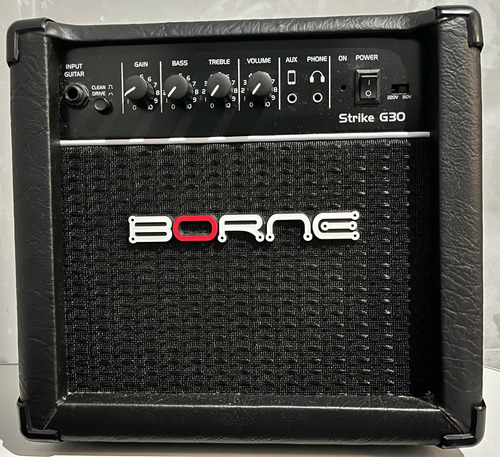 Cubo Amplificador Para Guitarra Borne Strike G30 - Usado