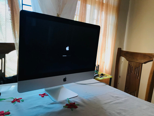 iMac 21.5' - 2015 Exelenteestadousado (sin Teclado Ni Mouse)