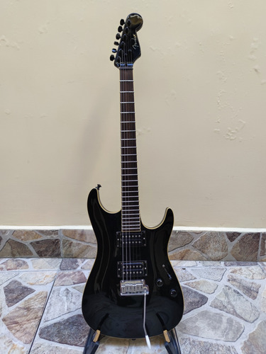 Guitarra Eléctrica Fender Showmaster Custom 