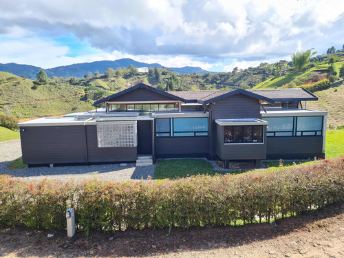 Venta Hermosa Casa Peñol Vereda El Morro - Imagen 2