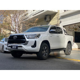Impecable Toyota Hilux 2.8 Cd Srv 177cv 4x2 Solo 2.000 Kms