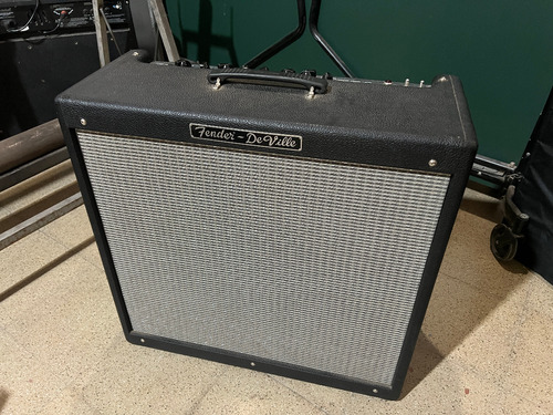 Amplificador Valvular Fender Deville 410 60w