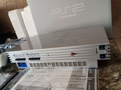 Ps2 Fat Silver Lindo Demais, Hd Interno Lotado, Controle Original, Caixa Zerada, Sony Playstation 2 Japones Prata Brilhante Leitor 100%