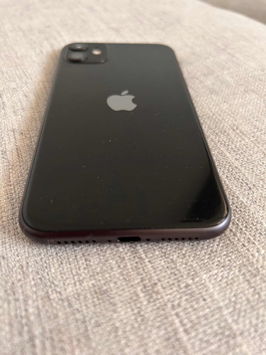 iPhone 11, 128 Gb, Color Negro, 78% De Capacidad De Batería.